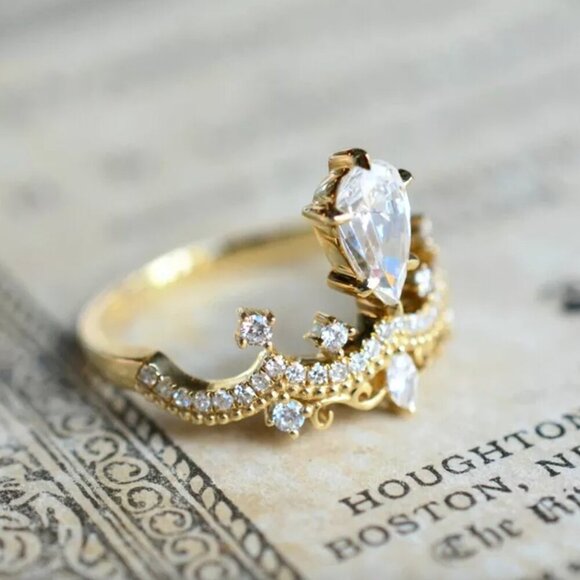 NEW 18k Gold Diamond Ring Tiara Crown Ring - Picture 3 of 5